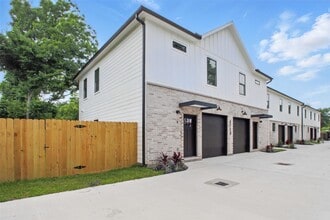 Building Photo - 4719 Mallow St