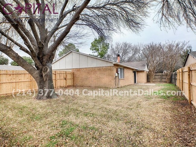 Building Photo - 9102 Linda Vista Dr
