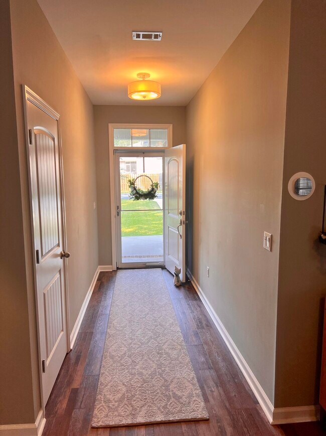 Building Photo - 248 Jefferson St