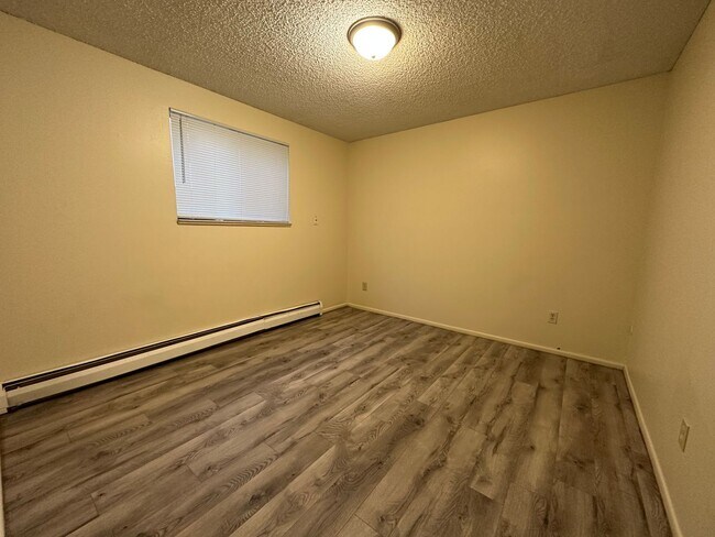 Foto del edificio - 941 E 23rd St