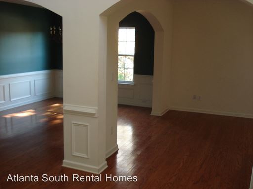 Building Photo - 6 Rockridge Dr