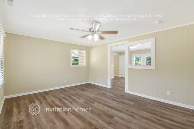 Foto del edificio - 21841 Torrence Chapel Rd