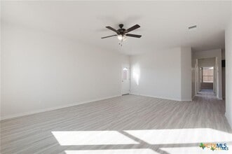 Building Photo - 508 W Avenue B