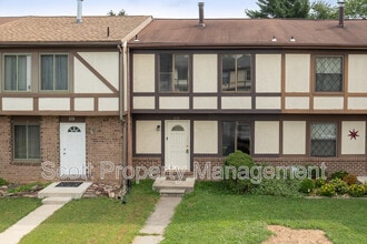 Building Photo - 113 Bourbon Ct