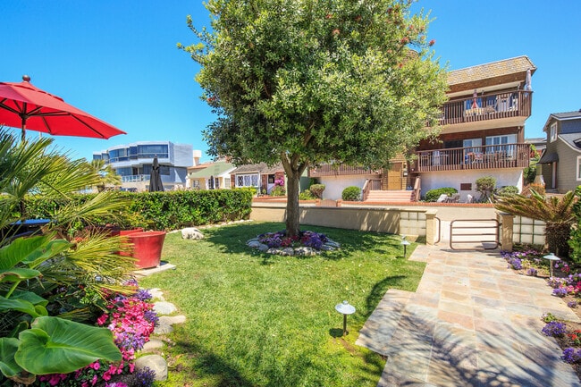 Building Photo - 34 4th St