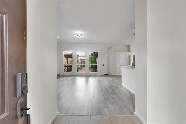 Building Photo - 1523 Pebblestone Ct