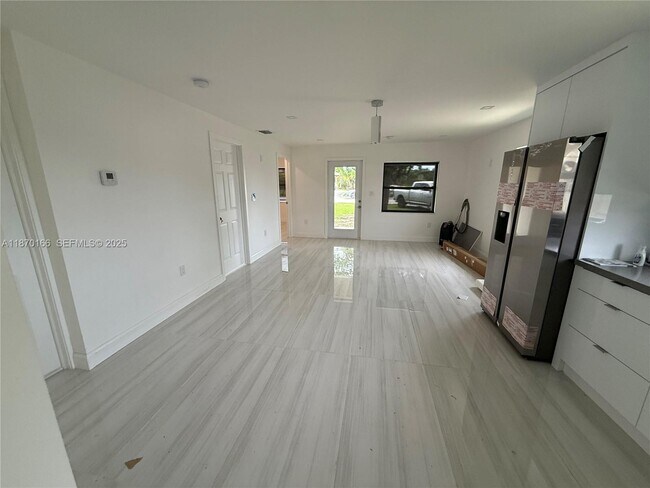 Foto del edificio - 18333 SW 296th St