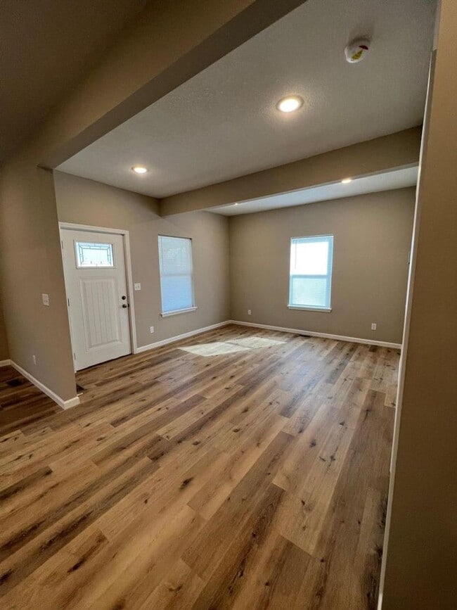 Foto del edificio - Beautifully Updated 4 Bed 2.5 Bath House!