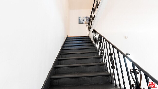 Foto del edificio - 6336 Orange St