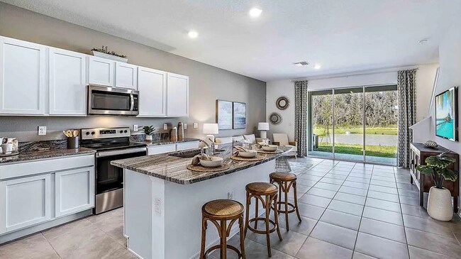 Foto del edificio - Brand new 3bed/2.5 bath townhome