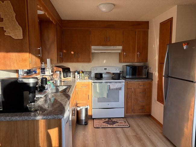 Building Photo - 1443 NW 20th St