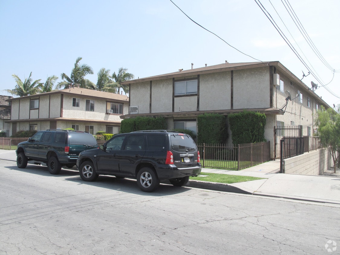 11736 Coldbrook Ave, Downey, CA 90241 Apartments in Downey, CA