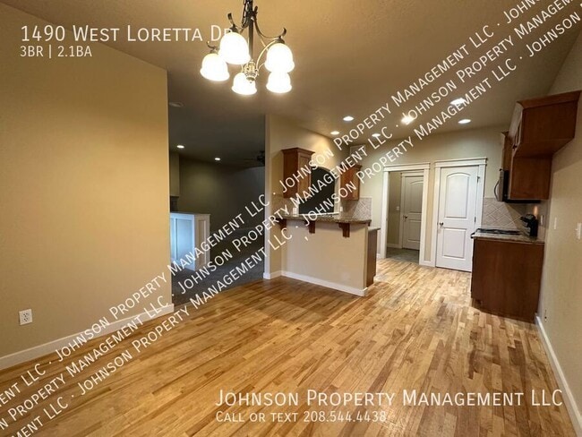 Foto del edificio - 1490 W Loretta St