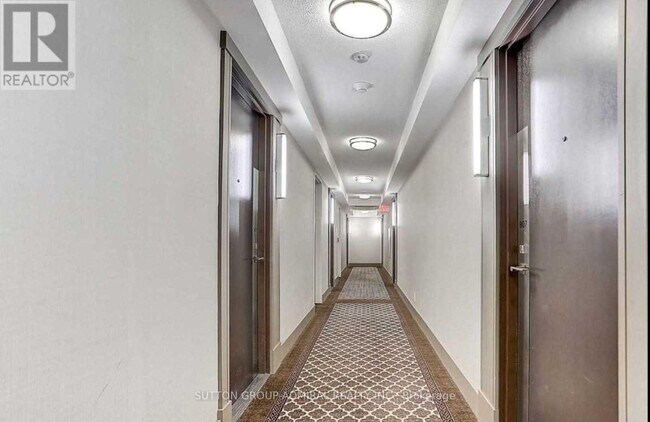 Photo du bâtiment - 1060 Sheppard Ave W