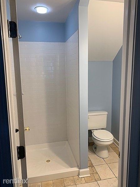 Building Photo - 3 br, 2 bath Apartment - 21 Leuvine Street B