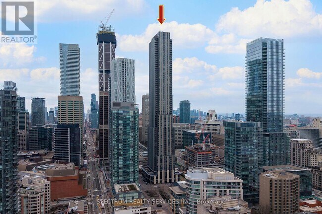 Photo du bâtiment - 11 Yorkville Ave