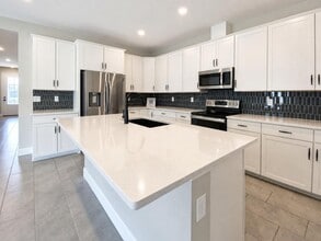 Building Photo - 5431 Arlington River Dr.