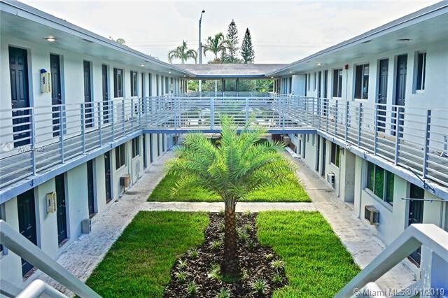 Foto principal - 14165 NE 6th Ave