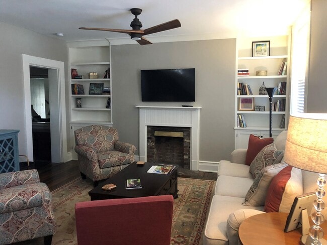 Foto del edificio - 422 S Mill St