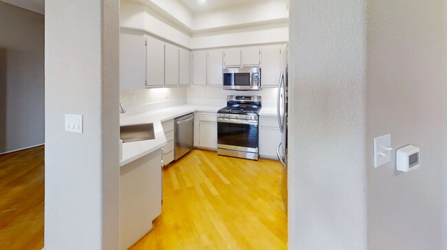 Building Photo - Adorable 2bd/2 bath in Anaheim Hills with a private patio in Anaheim Hills!