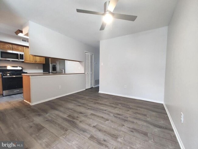 Building Photo - 1724 Nathaniel Dr