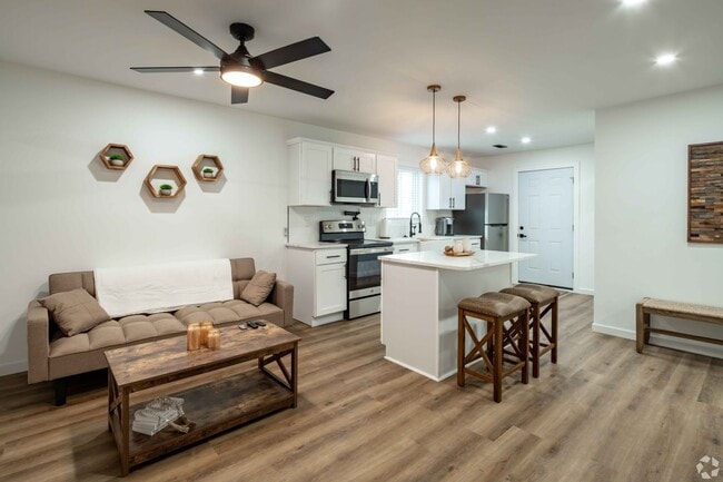 Interior Photo - The LUX off Linden