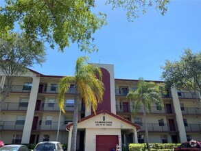 Building Photo - 1100 SW 128th Terrace