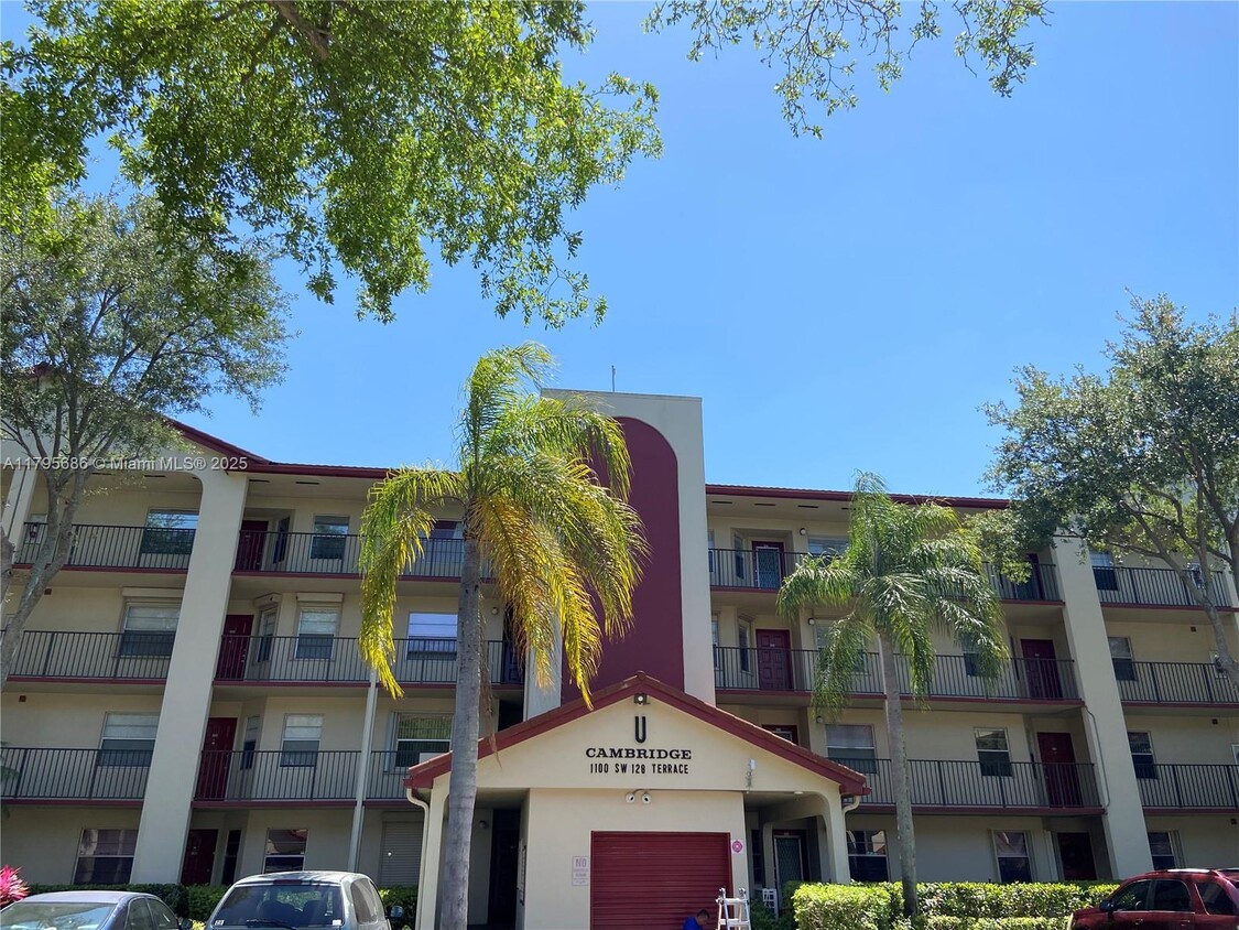 Primary Photo - 1100 SW 128th Terrace
