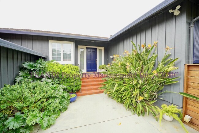 Building Photo - Application Pending - Beautiful 1-Level Lo...