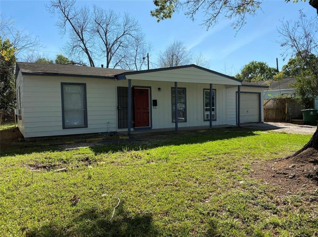 Primary Photo - 5314 Dewberry St
