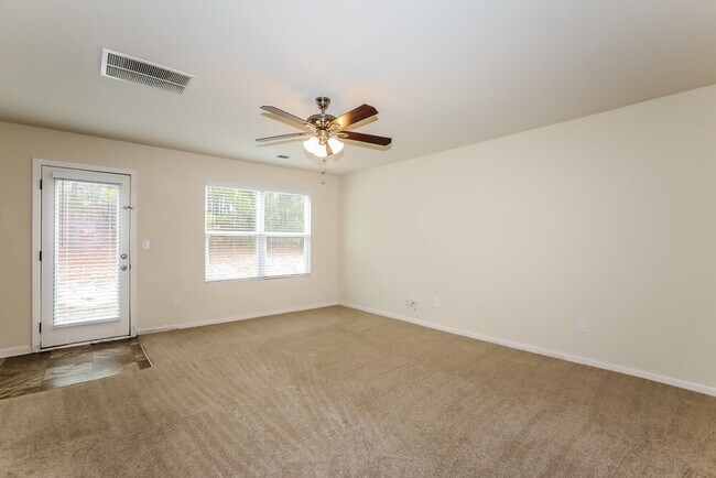 Building Photo - 110 Betty Ann Ln