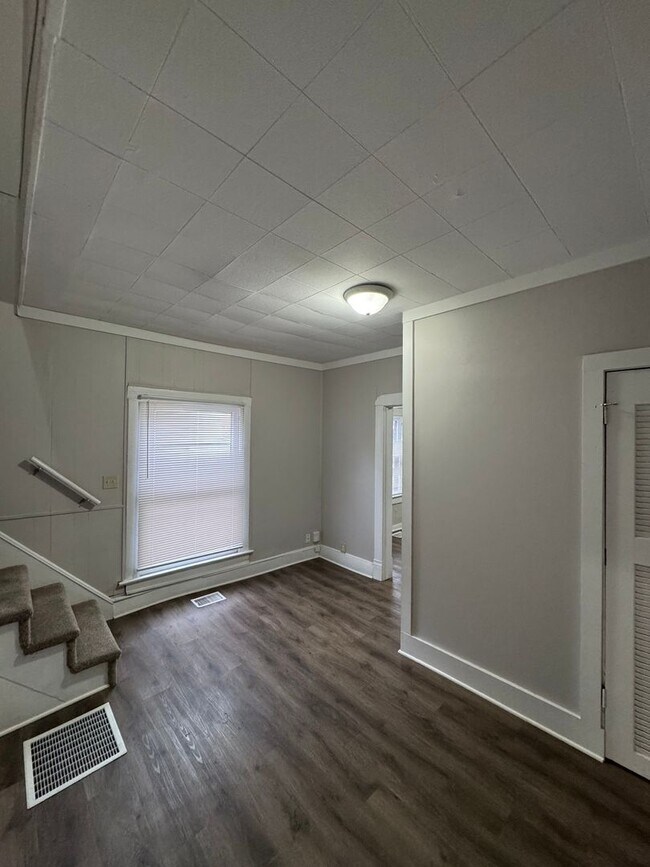 Foto del edificio - 1133 N Olney St