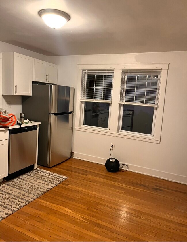 Foto principal - 46 Lawn Ave
