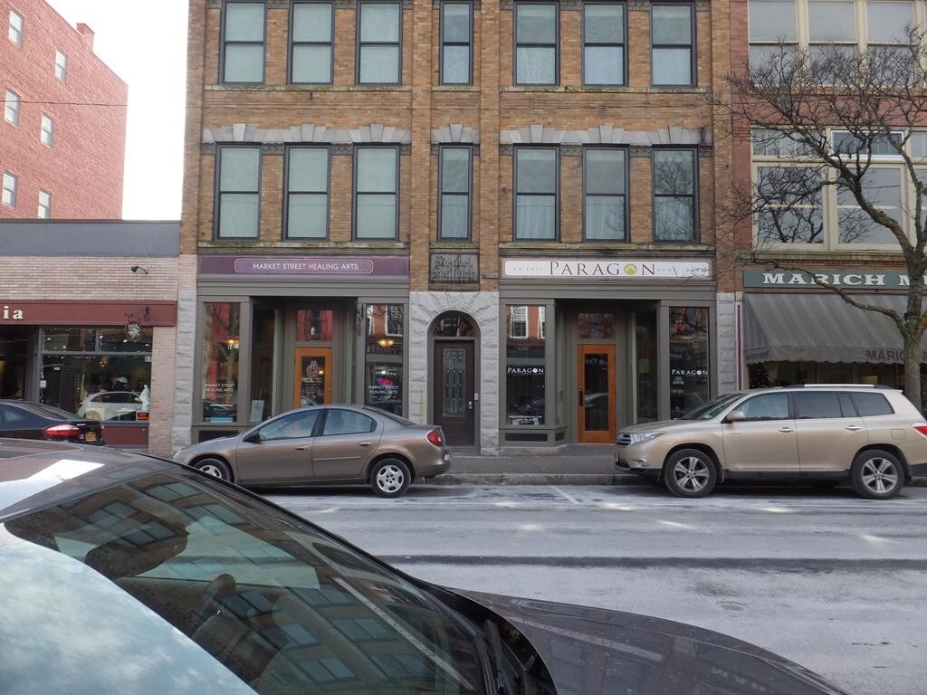 Primary Photo - 64 E Market St