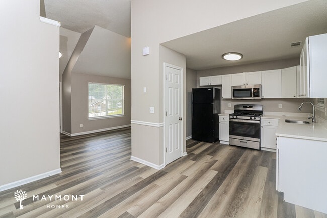 Building Photo - 4140 Clarks Tr