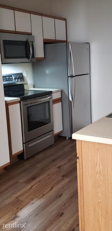 Primary Photo - 2 br, 1 bath Apartment - 203 E Callender St
