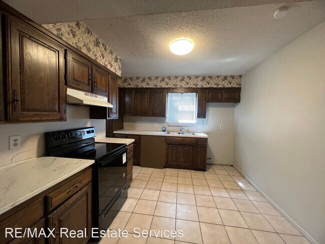 Building Photo - 2 br, 1 bath House - 9001 Cluster Drive