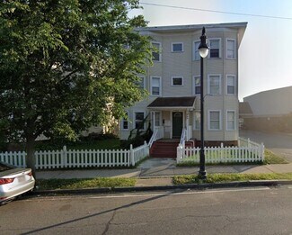 Building Photo - 448 Dickinson St