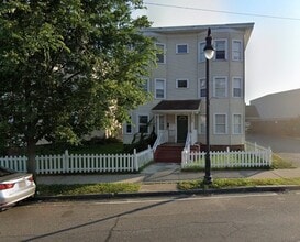 Building Photo - 448 Dickinson St