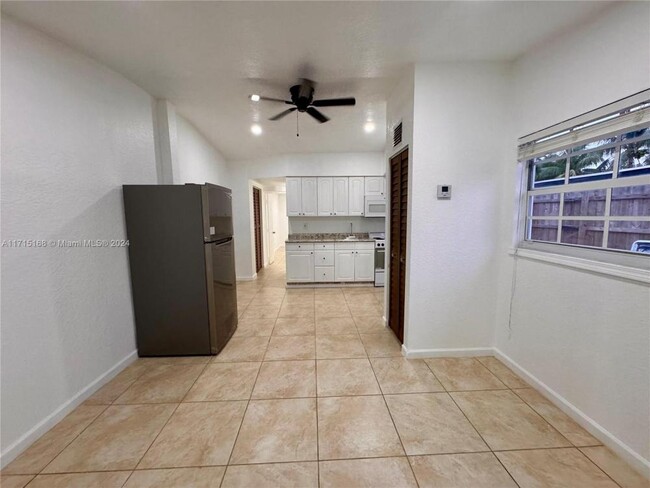 Foto del edificio - 1 bedroom in Hallandale FL 33009