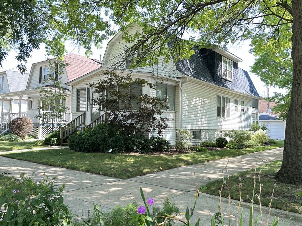 Primary Photo - 5701 N Keystone Ave