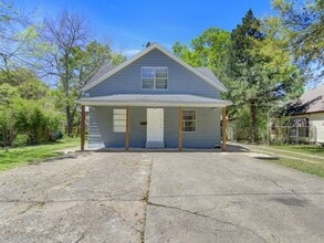 Building Photo - 313 N Beauregard St