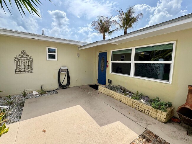 Foto del edificio - *ROCKY POINT GEM* 3/2/1 Pool Home with Lawn and Pool Care Included!