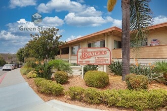 Building Photo - 6812 Hyde Park Dr
