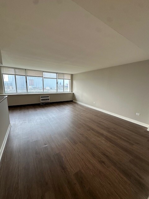 Foto del edificio - 1626 N Prospect Ave