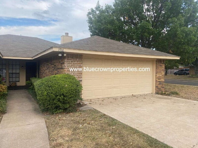 Photo - 1916 Spindletop Dr Apartment