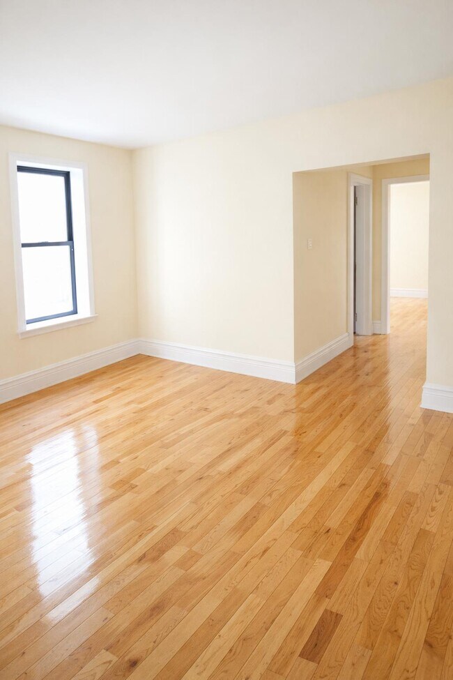 Foto del edificio - 609 W 196th St
