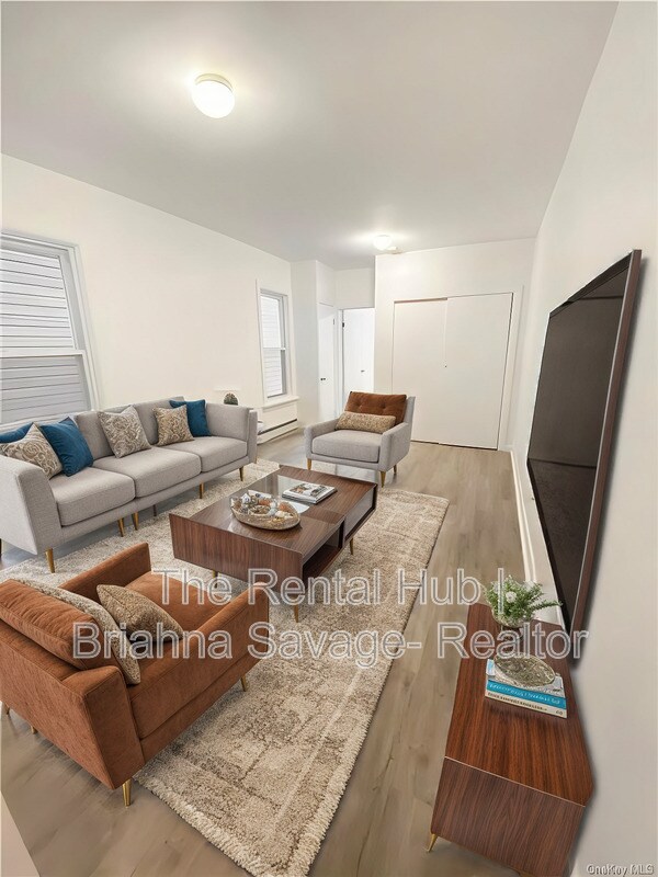 Foto del edificio - 411 Warburton Ave