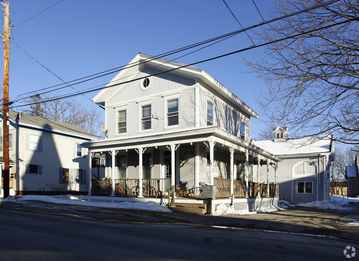 Primary Photo - 17 Cottage St