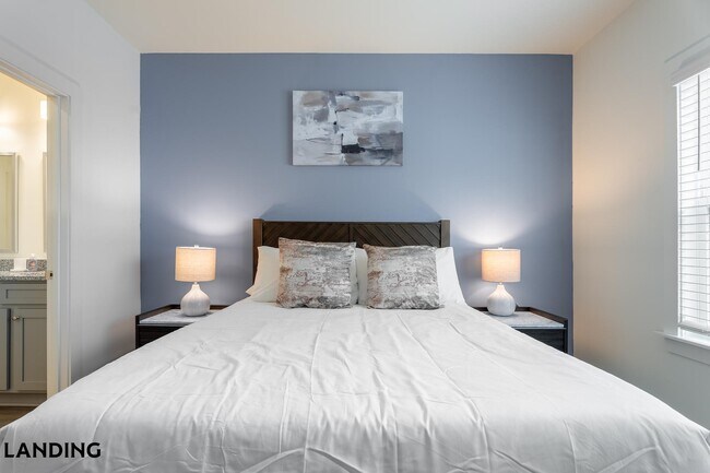 Foto del edificio - 3164 Mulberry Blvd